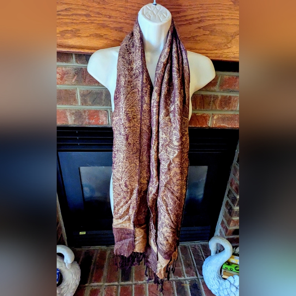 Elegant Paisley Pashima Scarf in Rich Brown and Tan
